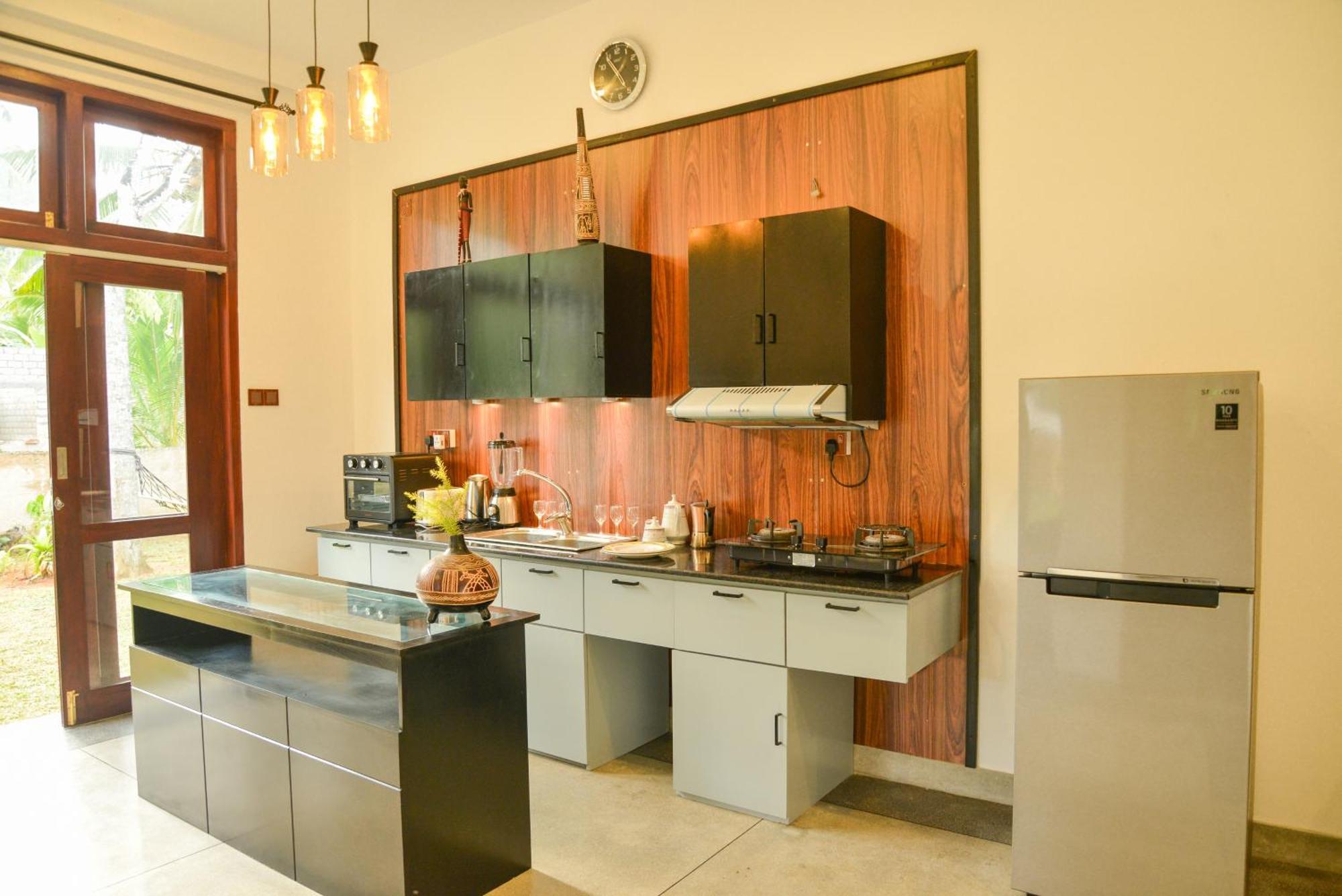 Yehen'S Villa أونا واتونا الغرفة الصورة